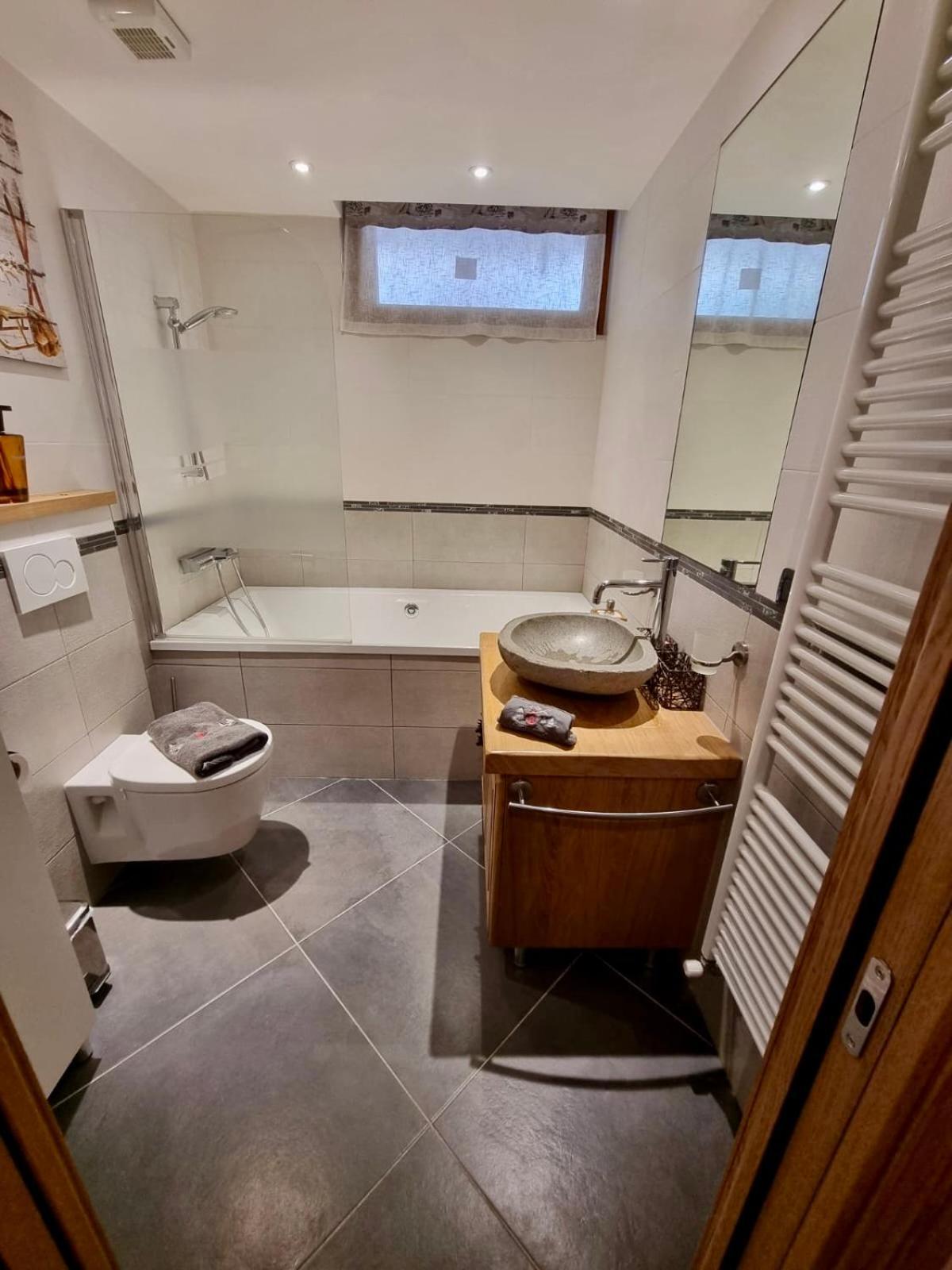 La Casa Del Cervo Apartment Лимоне Пиемонте Екстериор снимка